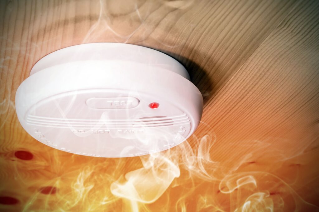 fire-safety-tips-homess-business-smoke-detector